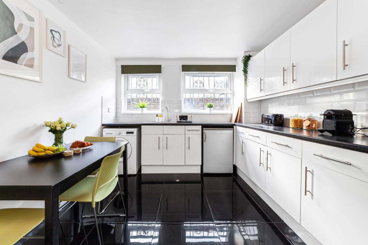 Arte Stays - 3-Bedroom Bright House London, Haggerston, Garden, Parking, 8 Min Walk To Haggerston Station, Weekly Or Monthly Stays, Serviced Accommodation - 7 Guests Exterior foto